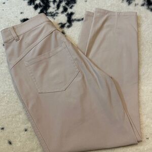 Lululemon Women’s Khaki Pants- Size 8